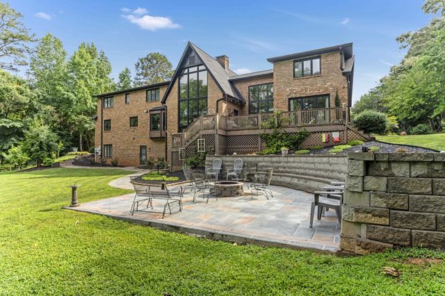 106 Riverbank Court, Moore, SC 29369