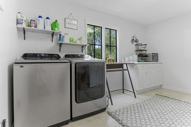 106 Riverbank Court, Moore, SC 29369