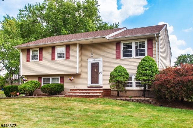 1 Midvale Ave, Fairfield Twp., NJ 07004