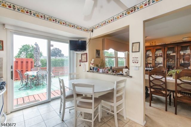 1 Midvale Ave, Fairfield Twp., NJ 07004