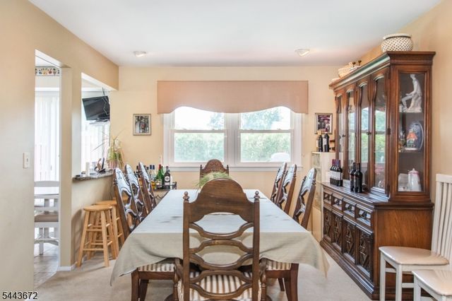 1 Midvale Ave, Fairfield Twp., NJ 07004