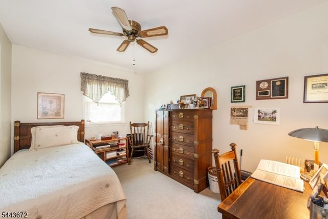 1 Midvale Ave, Fairfield Twp., NJ 07004