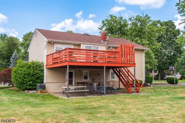 1 Midvale Ave, Fairfield Twp., NJ 07004