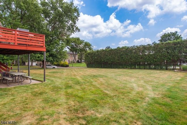 1 Midvale Ave, Fairfield Twp., NJ 07004