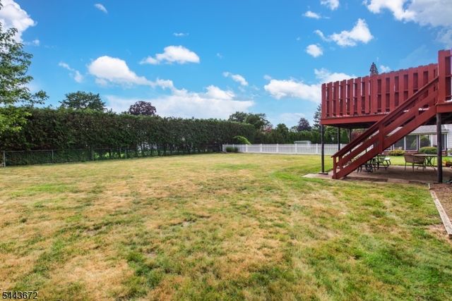 1 Midvale Ave, Fairfield Twp., NJ 07004