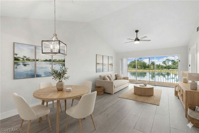 520 Augusta BLVD B204, Naples, FL 34113