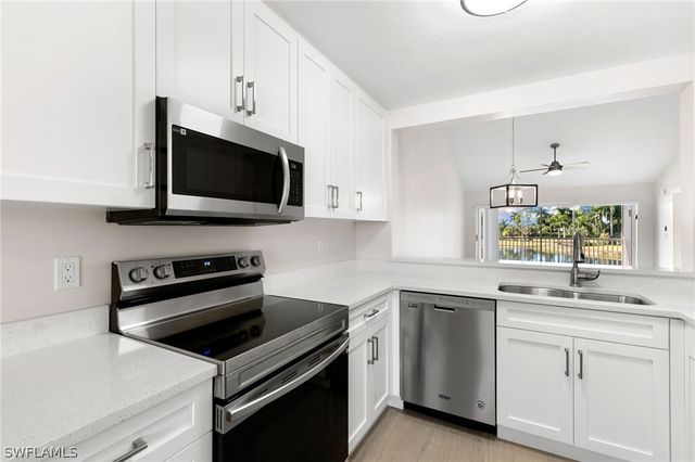 520 Augusta BLVD B204, Naples, FL 34113