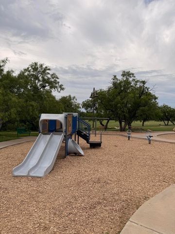 201 W Avenue W, San Angelo, TX 76903