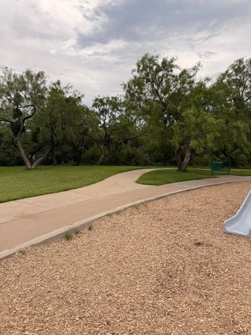 201 W Avenue W, San Angelo, TX 76903