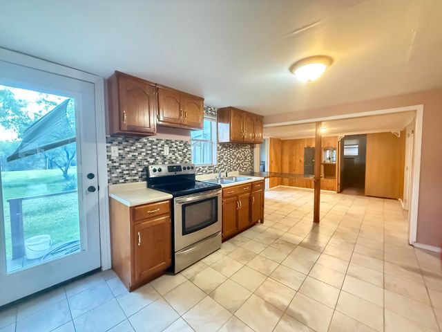 201 W Avenue W, San Angelo, TX 76903