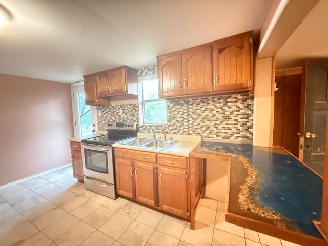 201 W Avenue W, San Angelo, TX 76903