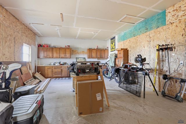 15742 GOLDEN VALLEY DR, Piedmont, SD 57769