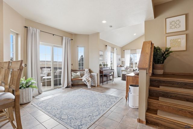 15742 GOLDEN VALLEY DR, Piedmont, SD 57769