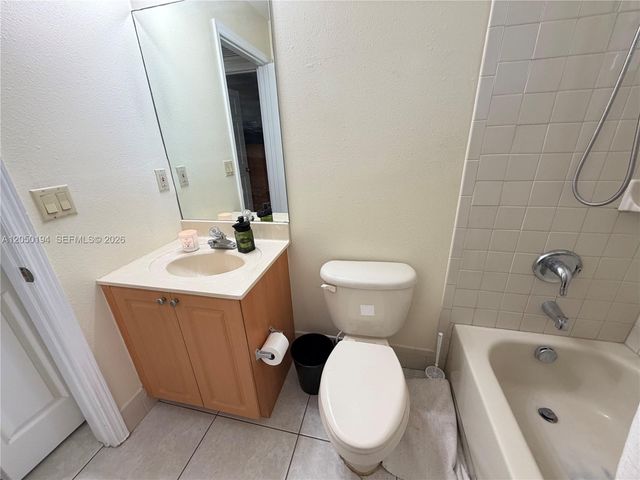 2227 Monroe St 6, Hollywood, FL 33020