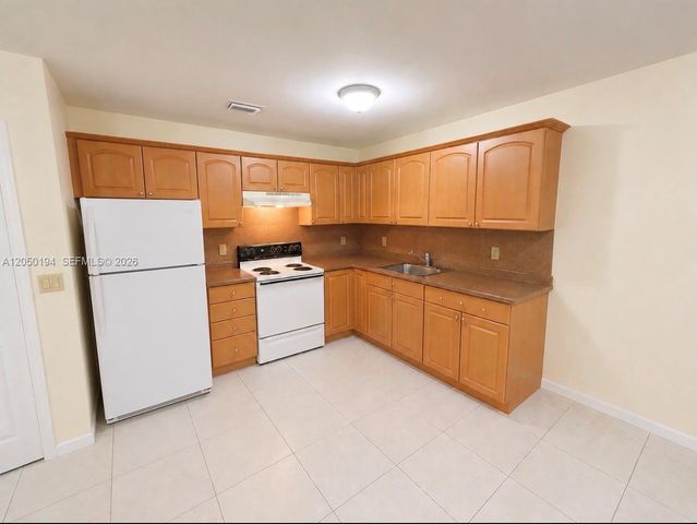 2227 Monroe St 6, Hollywood, FL 33020