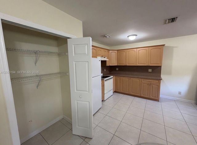 2227 Monroe St 6, Hollywood, FL 33020