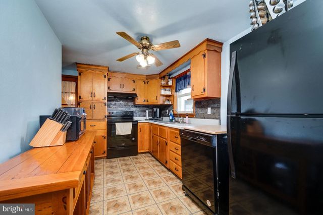 291 WATSON AVE, Coatesville, PA 19320