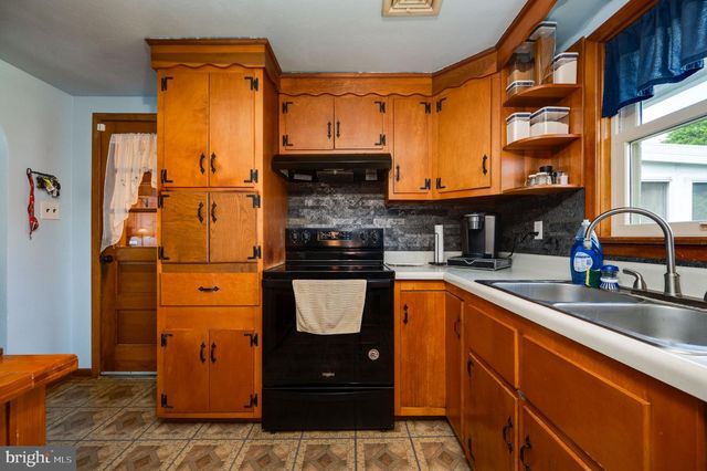 291 WATSON AVE, Coatesville, PA 19320
