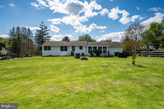 291 WATSON AVE, Coatesville, PA 19320