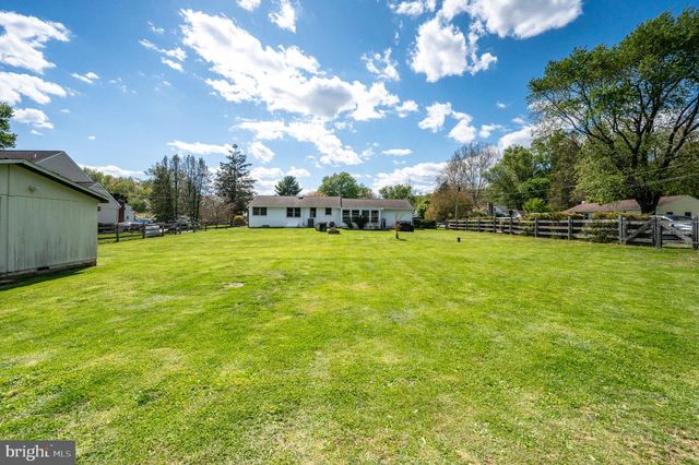 291 WATSON AVE, Coatesville, PA 19320