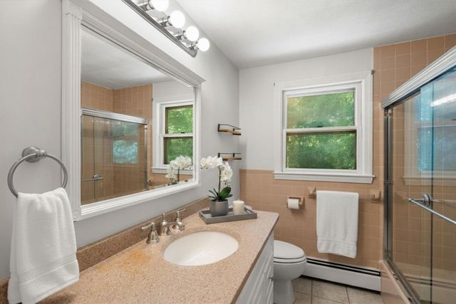 258 Edgell Rd, Framingham, MA 01701