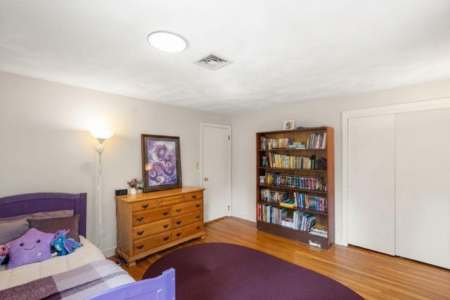 258 Edgell Rd, Framingham, MA 01701