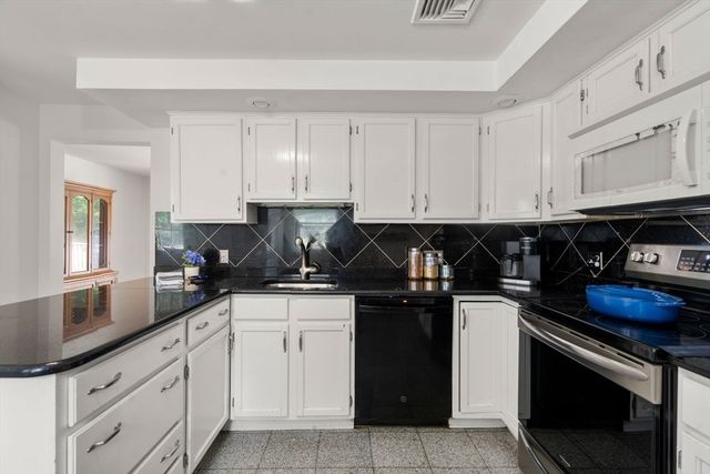 258 Edgell Rd, Framingham, MA 01701
