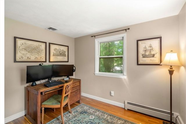 258 Edgell Rd, Framingham, MA 01701