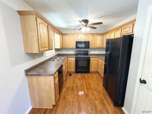 193 Hollington Drive, Huntsville, AL 35811