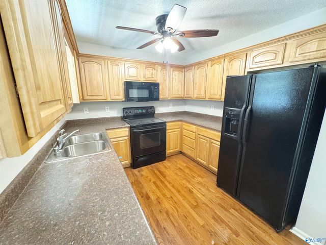 193 Hollington Drive, Huntsville, AL 35811