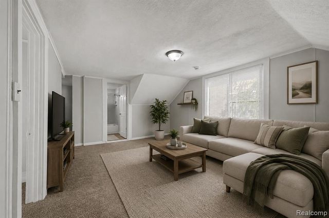 1301 E Muir Ave., Hazel Park, MI 48030