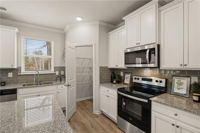 316 Cedar Hollow Drive, Conyers, GA 30094