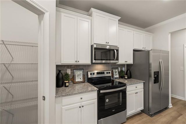 316 Cedar Hollow Drive, Conyers, GA 30094
