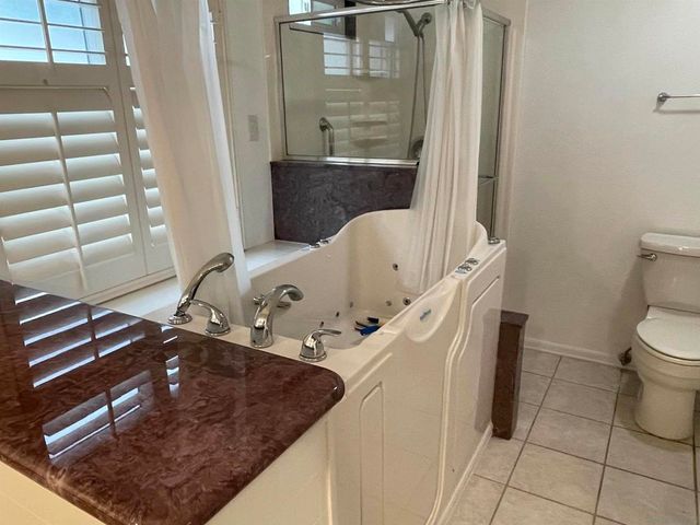 630 Via Columbia, Vista, CA 92081