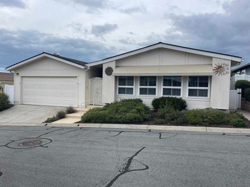 630 Via Columbia, Vista, CA 92081