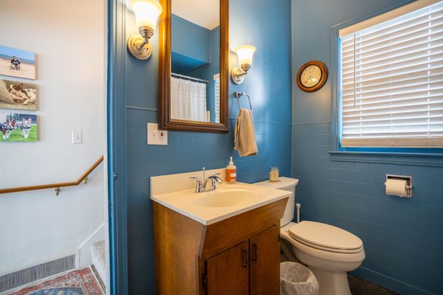 805 E Exchange Street, Owosso, MI 48867