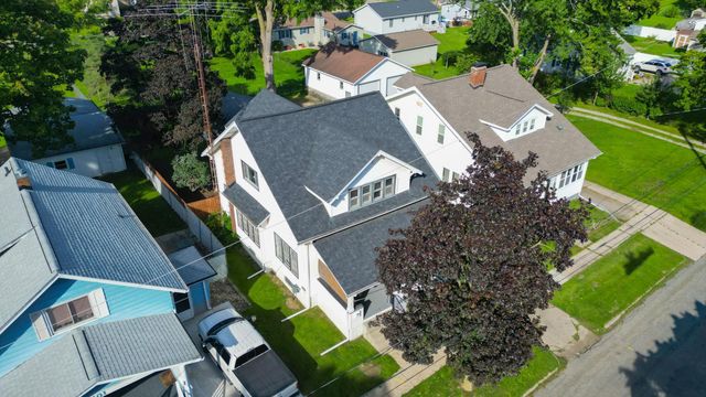 805 E Exchange Street, Owosso, MI 48867