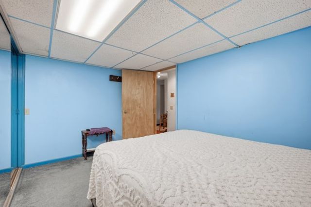 733 Mercer Rd, Beaver, PA 15010