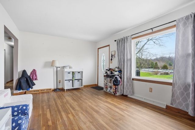 733 Mercer Rd, Beaver, PA 15010