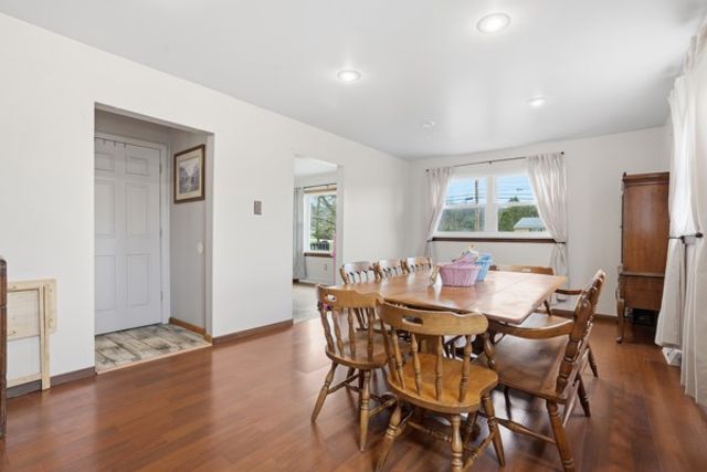 733 Mercer Rd, Beaver, PA 15010