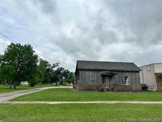 335 W College Street, Lake Charles, LA 70605