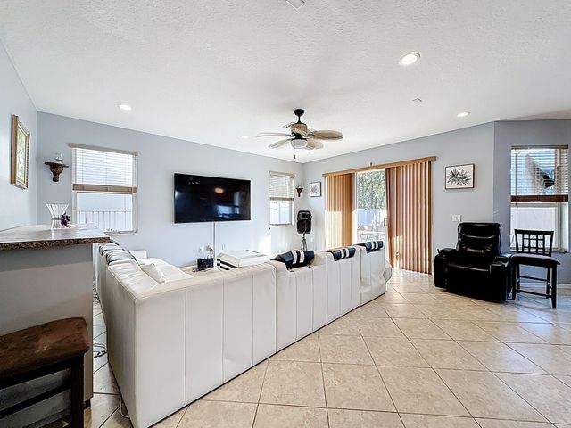 16918 SW 16th Street, Pembroke Pines, FL 33027