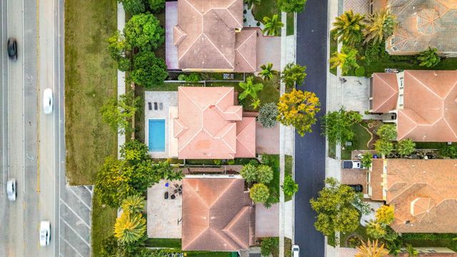 16918 SW 16th Street, Pembroke Pines, FL 33027