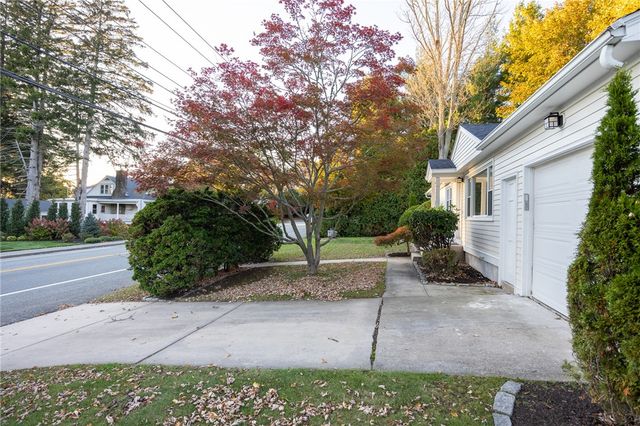 199 FIRST Avenue, East Greenwich, RI 02818