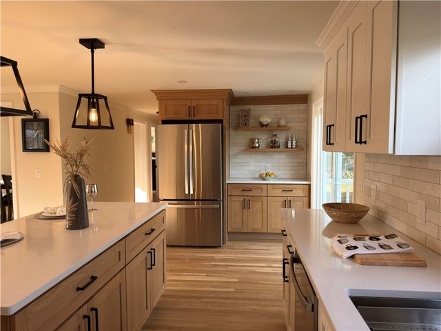 199 FIRST Avenue, East Greenwich, RI 02818