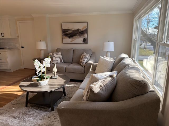 199 FIRST Avenue, East Greenwich, RI 02818