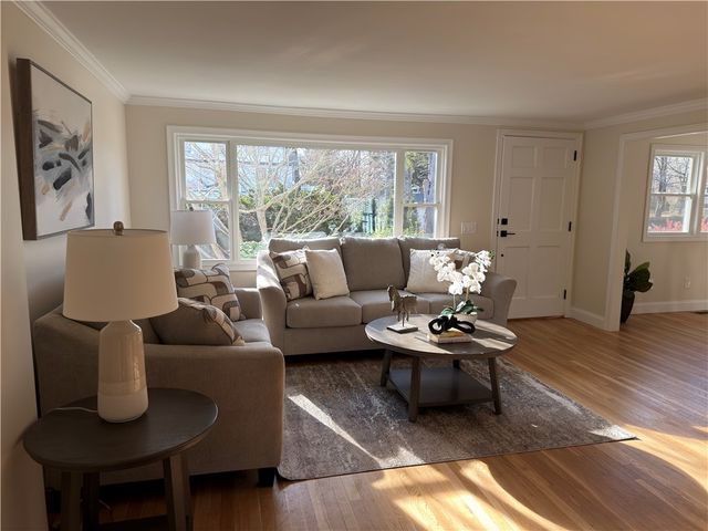 199 FIRST Avenue, East Greenwich, RI 02818