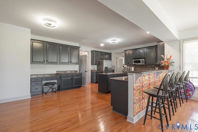 10510 Staples Mill Rd, Glen Allen, VA 23060