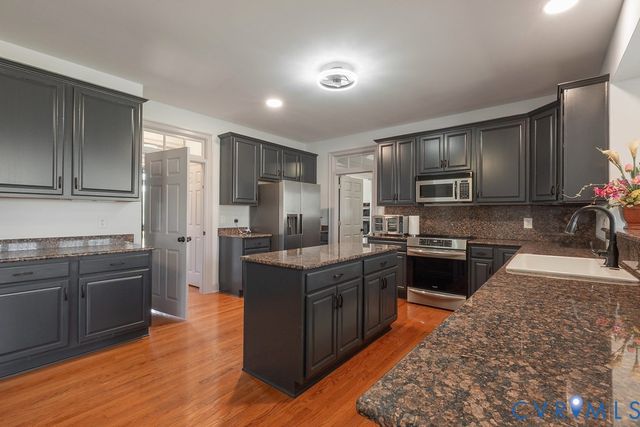 10510 Staples Mill Rd, Glen Allen, VA 23060