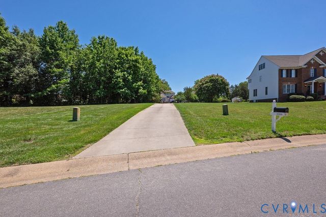 10510 Staples Mill Rd, Glen Allen, VA 23060